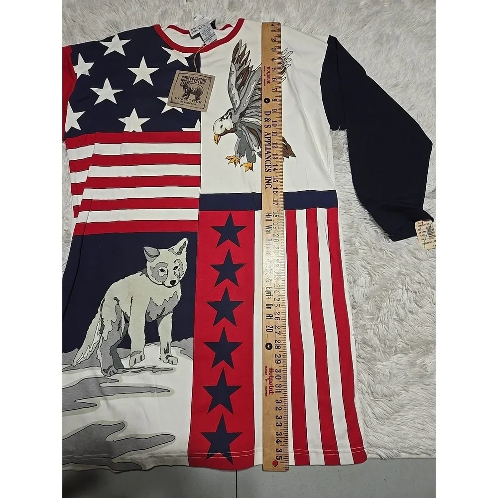 Vintage The Eagle's‎ Eye Long L TALL Shirt Night WOLF American Flag Conservation